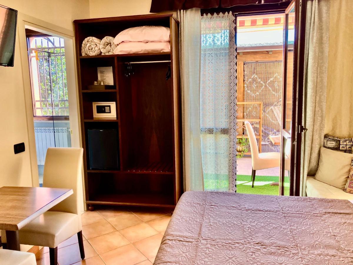 B&B Desenzano Paradise 代森扎诺-德尔加达 外观 照片