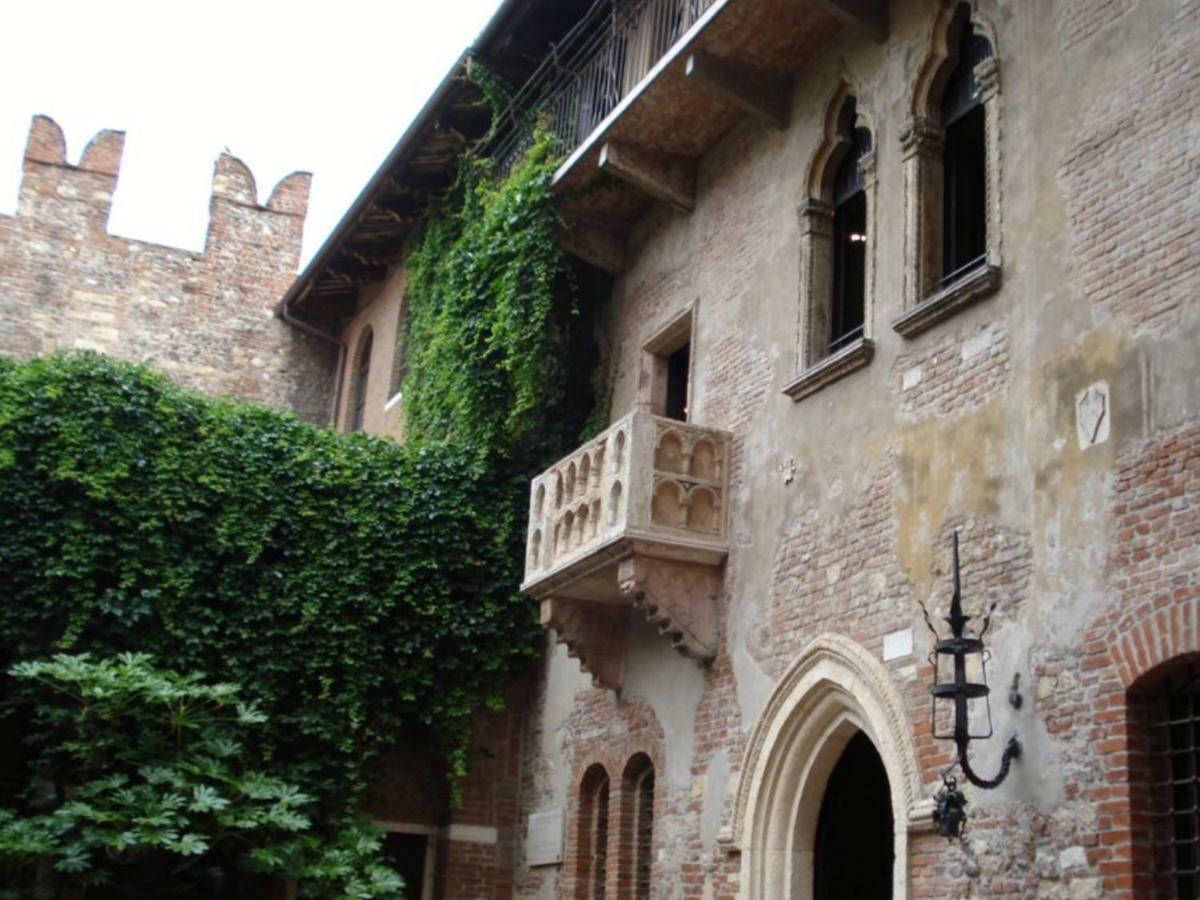 B&B Desenzano Paradise 代森扎诺-德尔加达 外观 照片